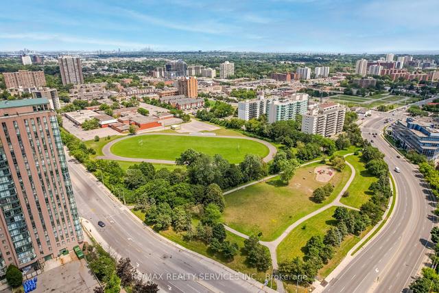 1209 - 155 Hillcrest Ave, Condo with 2 bedrooms, 1 bathrooms and 1 parking in Mississauga ON | Image 31