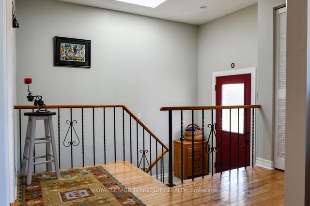4 Cassandra Blvd, House semidetached with 3 bedrooms, 2 bathrooms and 2 parking in Toronto ON | Image 29