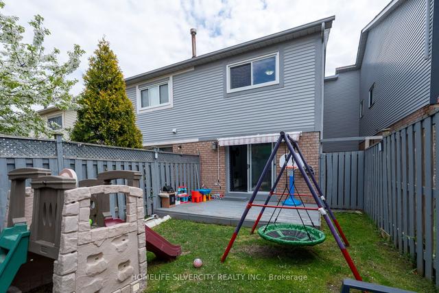 77 Ural Cir, House attached with 3 bedrooms, 3 bathrooms and 2 parking in Brampton ON | Image 33
