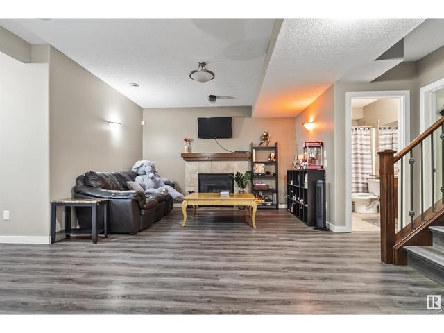 335 62 St Sw Sw, House detached with 5 bedrooms, 3 bathrooms and null parking in Edmonton AB | Image 28