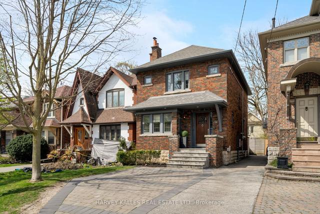 56 Heddington Ave, House detached with 3 bedrooms, 3 bathrooms and 1 parking in Toronto ON | Image 12