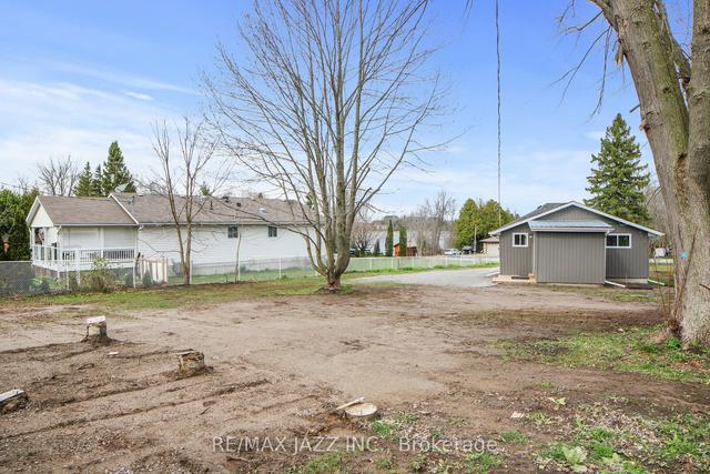 99 Cowans Cres, House detached with 2 bedrooms, 2 bathrooms and 8 parking in Kawartha Lakes ON | Image 28