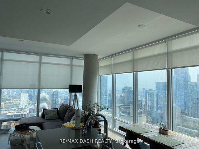 4007 - 488 University Ave, Condo with 2 bedrooms, 2 bathrooms and 1 parking in Toronto ON | Image 10