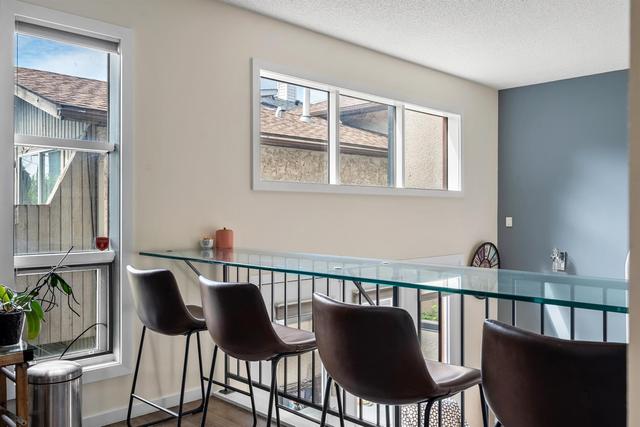 5 - 52 6 Street Ne, Home with 2 bedrooms, 2 bathrooms and 1 parking in Calgary AB | Image 18