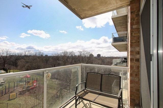 409 - 350 Mill Rd, Condo with 2 bedrooms, 2 bathrooms and 1 parking in Toronto ON | Image 5