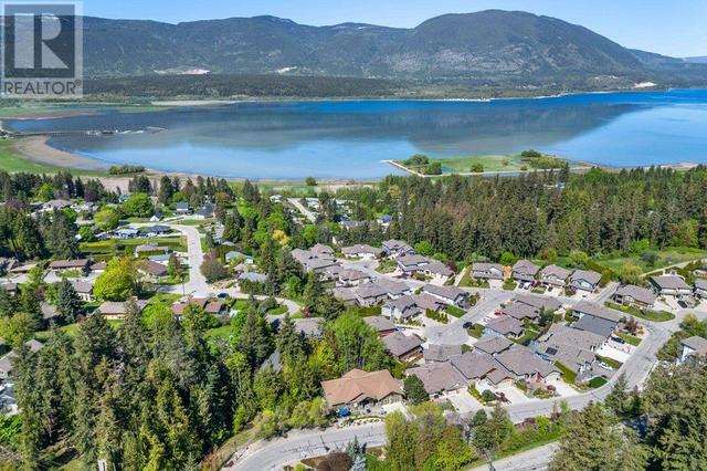 1 - 1581 20 St Ne, House detached with 3 bedrooms, 3 bathrooms and 2 parking in Salmon Arm BC | Image 6