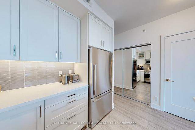 1502 - 1486 Bathurst St, Condo with 2 bedrooms, 2 bathrooms and 1 parking in Toronto ON | Image 7