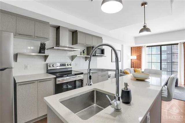 711 - 555 Anand Private, Condo with 2 bedrooms, 2 bathrooms and 1 parking in Ottawa ON | Image 11