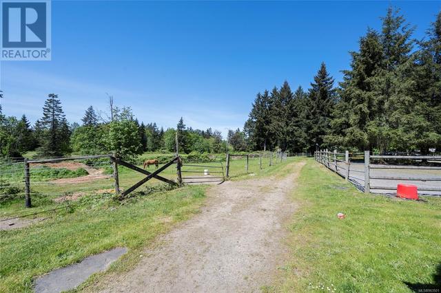 2120 Huddington Rd, House detached with 4 bedrooms, 2 bathrooms and 10 parking in Nanaimo A BC | Image 52