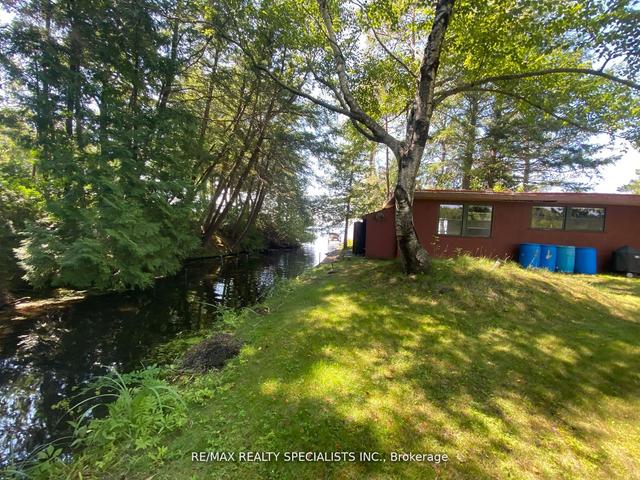 51 Shadow Lake Road 14, House detached with 3 bedrooms, 1 bathrooms and 10 parking in Kawartha Lakes ON | Image 4