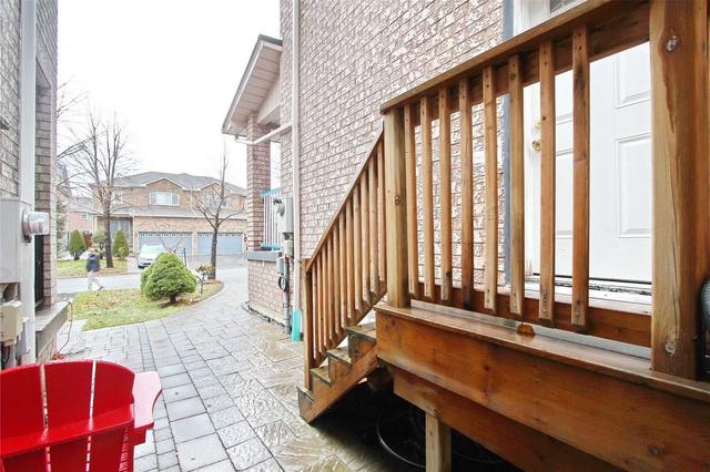 25 Corkwood Cres, House semidetached with 4 bedrooms, 4 bathrooms and 4 parking in Vaughan ON | Image 23