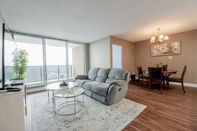 2206 - 85 Emmett Ave, Condo with 1 bedrooms, 1 bathrooms and 1 parking in Toronto ON | Image 3