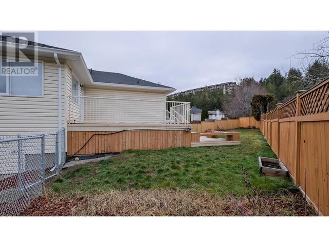 2273 Shannon Ridge Dr, House detached with 4 bedrooms, 3 bathrooms and 2 parking in West Kelowna BC | Image 41