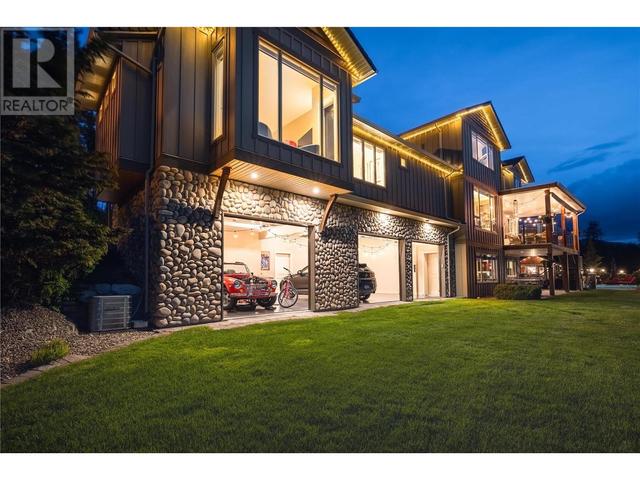 2775 Harvard Rd, House detached with 6 bedrooms, 4 bathrooms and 14 parking in Kelowna BC | Image 60