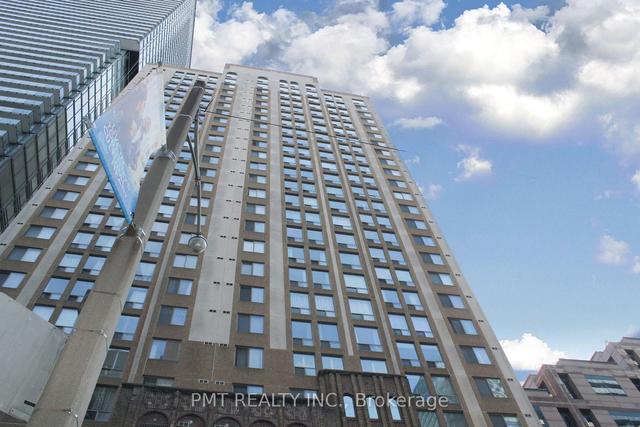 710 - 25 Grenville St, Condo with 1 bedrooms, 1 bathrooms and 0 parking in Toronto ON | Image 1