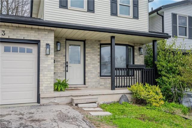 323 Auden Rd, House detached with 2 bedrooms, 2 bathrooms and 4 parking in Guelph ON | Image 12