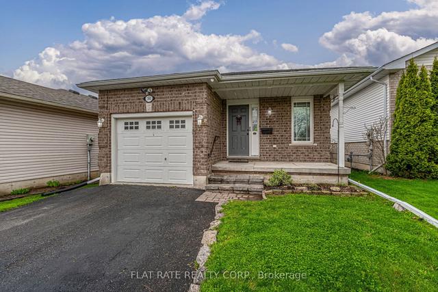 366 Middlefield Rd, House detached with 2 bedrooms, 2 bathrooms and 2 parking in Peterborough ON | Image 1
