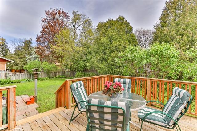 13 Pinecrest Rd, House detached with 4 bedrooms, 1 bathrooms and 3 parking in Brantford ON | Image 36