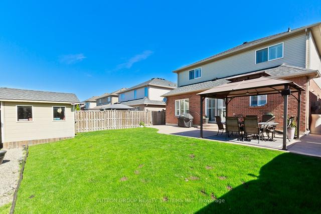 242 Gatestone Dr, House detached with 4 bedrooms, 3 bathrooms and 6 parking in Hamilton ON | Image 30
