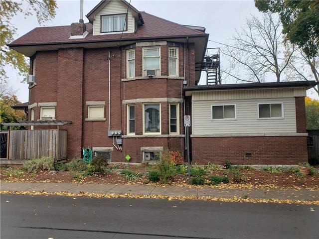 71 Melrose Ave S, House detached with 0 bedrooms, 0 bathrooms and 2 parking in Hamilton ON | Image 4