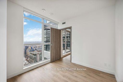 3907 - 38 Widmer St, Condo with 2 bedrooms, 2 bathrooms and 0 parking in Toronto ON | Image 7