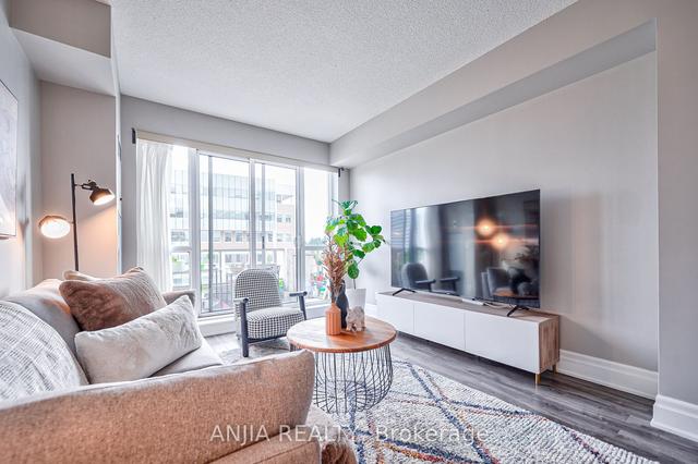 314b - 21 Upper Duke Cres, Condo with 2 bedrooms, 2 bathrooms and 1 parking in Markham ON | Image 14