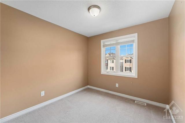 420 Rosingdale St, Townhouse with 2 bedrooms, 2 bathrooms and 3 parking in Ottawa ON | Image 20