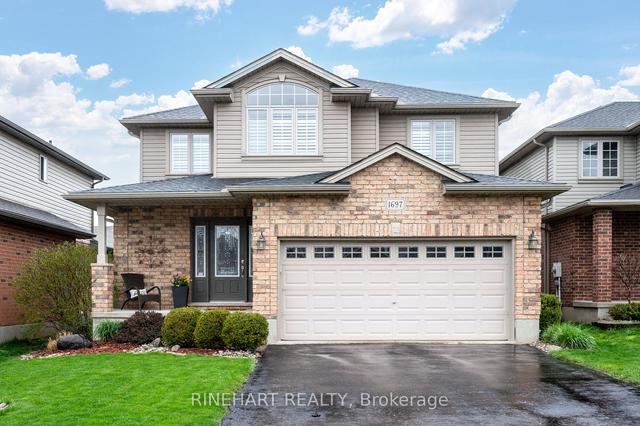 1697 Healy Rd, House detached with 3 bedrooms, 3 bathrooms and 4 parking in London ON | Image 1