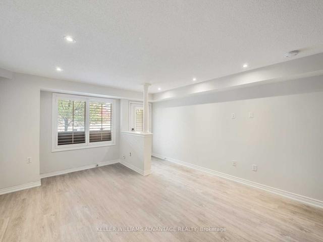 86 Woodbine Ave, House attached with 3 bedrooms, 3 bathrooms and 2 parking in Toronto ON | Image 20