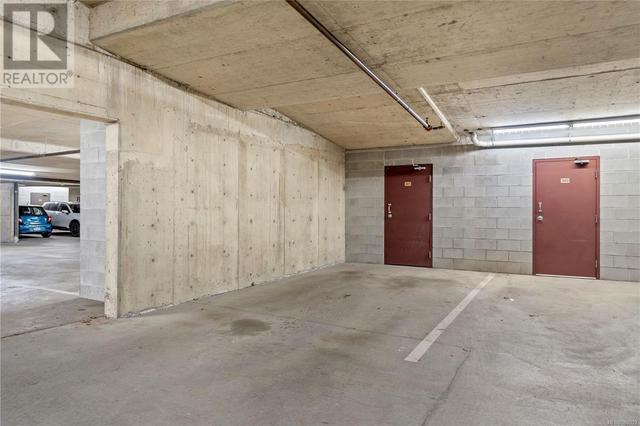 Underground Secured Parking + Storage locker | Image 27