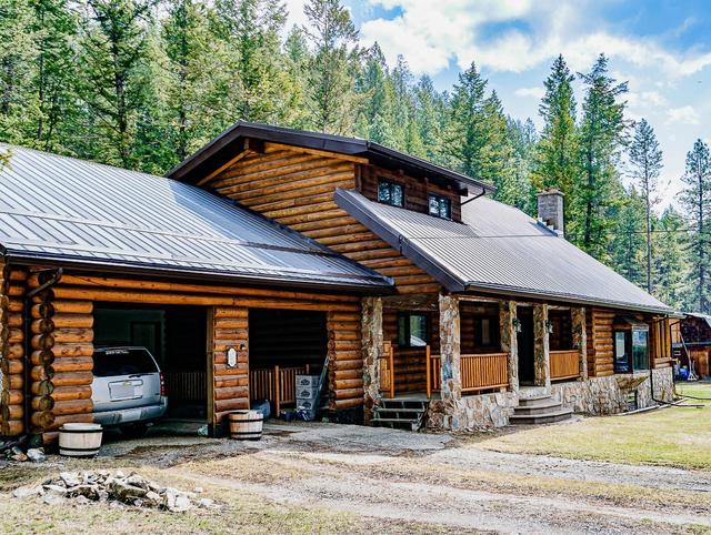 6492 Wasa Lake Park Drive, House detached with 3 bedrooms, 3 bathrooms and 2 parking in East Kootenay E BC | Image 5