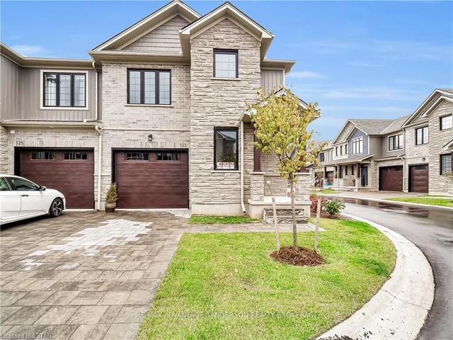 123 - 93 Stonefield Ln, Townhouse with 3 bedrooms, 3 bathrooms and 2 parking in Middlesex Centre ON | Image 12