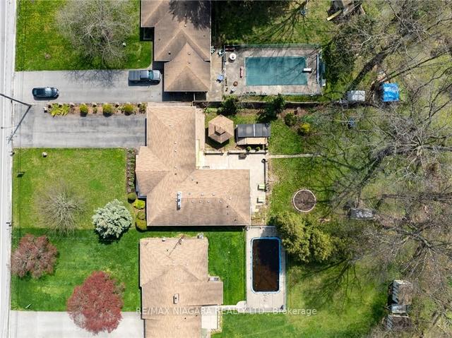 1740 Four Mile Creek Rd, House detached with 4 bedrooms, 2 bathrooms and 12 parking in Niagara on the Lake ON | Image 32