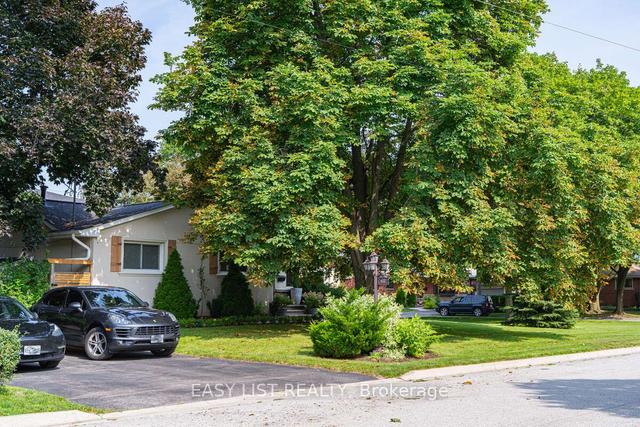 483 Walnut Cres, House detached with 2 bedrooms, 2 bathrooms and 8 parking in Burlington ON | Image 32