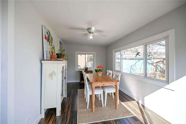 4 Janis Crt, House detached with 2 bedrooms, 1 bathrooms and 2 parking in Hamilton ON | Image 8
