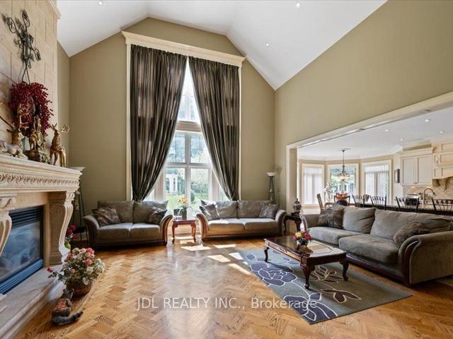 15 Lake Woods Dr, House detached with 6 bedrooms, 7 bathrooms and 15 parking in Whitchurch Stouffville ON | Image 38