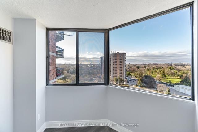 1109 - 236 Albion Rd, Condo with 2 bedrooms, 1 bathrooms and 1 parking in Toronto ON | Image 5