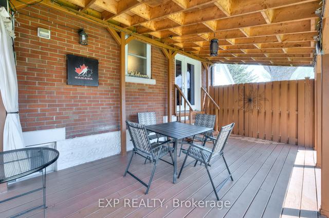 125 Elmwood Ave, House detached with 3 bedrooms, 2 bathrooms and 5 parking in Cambridge ON | Image 27