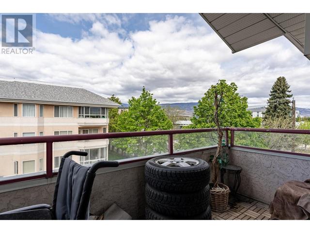 309 - 993 Klo Rd, Condo with 2 bedrooms, 1 bathrooms and 1 parking in Kelowna BC | Image 15