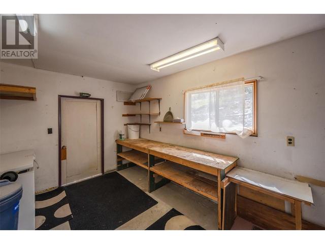 33 - 6822 Leighton Cres, House other with 2 bedrooms, 2 bathrooms and null parking in Okanagan Similkameen C BC | Image 32