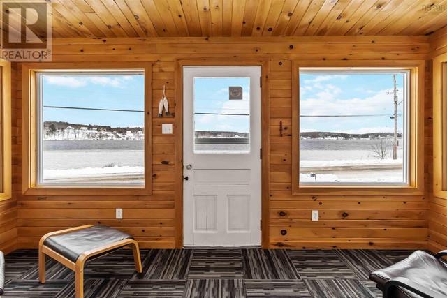818 Main St, House other with 0 bedrooms, 0 bathrooms and null parking in Mahone Bay NS | Image 2
