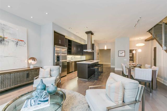 TH107 - 112 George St S, Townhouse with 2 bedrooms, 2 bathrooms and 1 parking in Toronto ON | Image 37