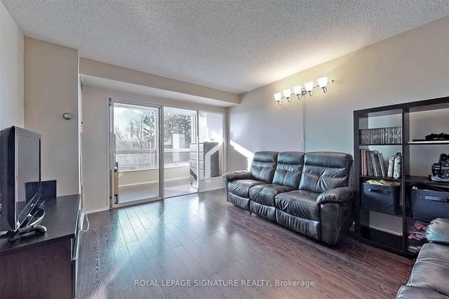 321 - 326 Major Mackenzie Dr E, Condo with 2 bedrooms, 2 bathrooms and 1 parking in Richmond Hill ON | Image 34