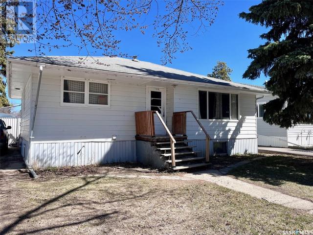 106 Stovel Ave W, House detached with 3 bedrooms, 1 bathrooms and null parking in Melfort SK | Image 1