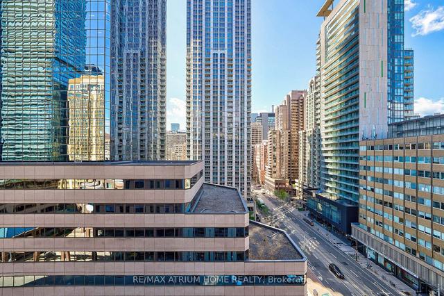 1502 - 801 Bay St, Condo with 1 bedrooms, 2 bathrooms and 0 parking in Toronto ON | Image 30