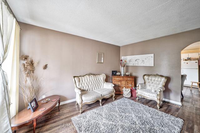 25 Cumming St, House detached with 3 bedrooms, 2 bathrooms and 3 parking in St. Catharines ON | Image 34