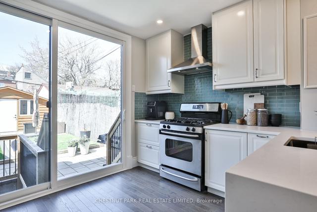 98 Yarmouth Rd, House semidetached with 3 bedrooms, 2 bathrooms and 1.5 parking in Toronto ON | Image 5