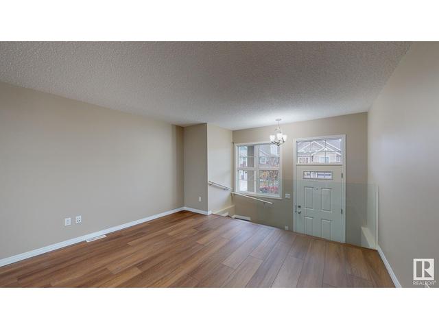 4041 Orchards Dr Sw, House attached with 2 bedrooms, 1 bathrooms and null parking in Edmonton AB | Image 12