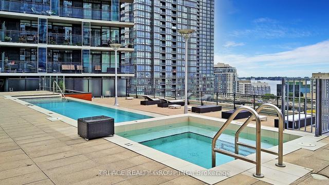 310 - 8 Telegram Mews, Condo with 2 bedrooms, 2 bathrooms and 1 parking in Toronto ON | Image 3