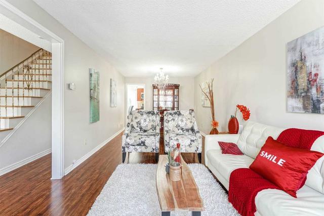 19 White Ave, House detached with 3 bedrooms, 2 bathrooms and 3 parking in Toronto ON | Image 19